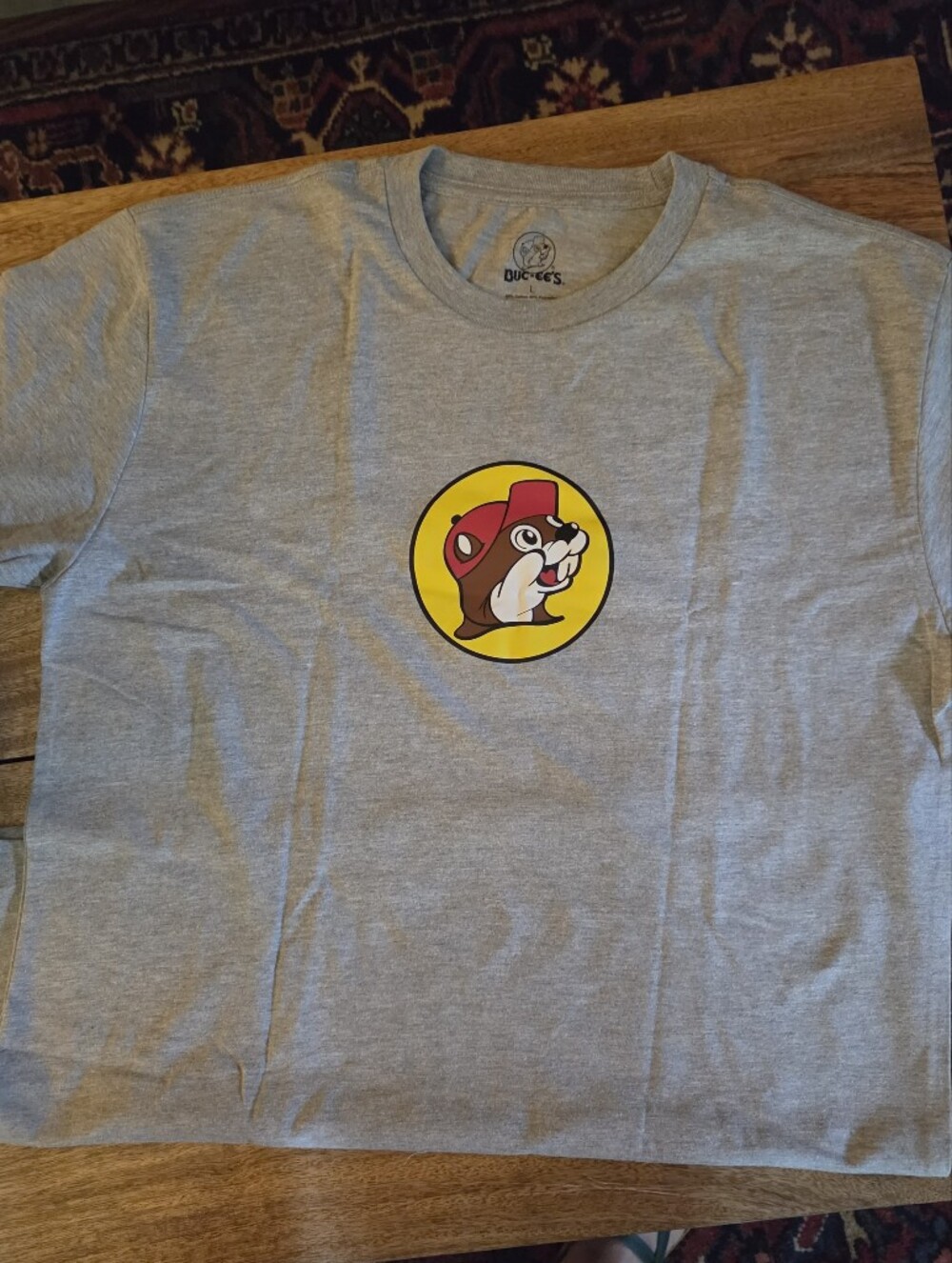 Buc-ee's Gray Graphic T-Shirt Sz. Large With Sticker